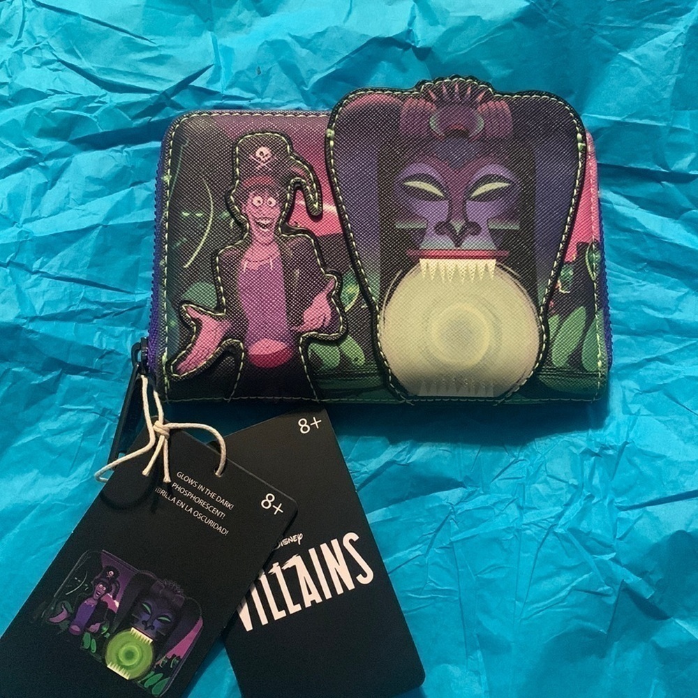 NWT Disney's The Princess and the Frog Loungefly Wallet